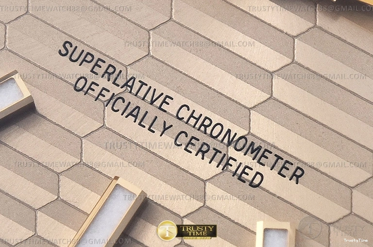 0217 RDJ0450A – DJ 36mm Jub Flt 904L YG SS P-Gold Stk VSF VS Comfortable 764